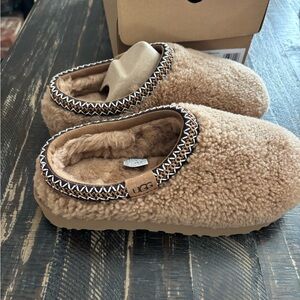 UGG Brown Tasman Maxi Curly Slippers